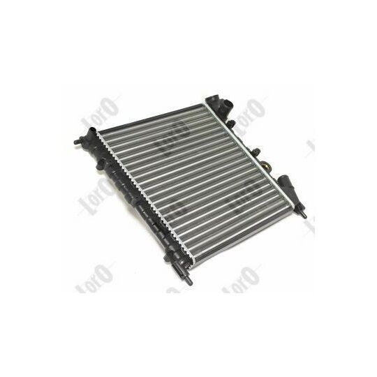 042-017-0016 - Radiator, engine cooling 