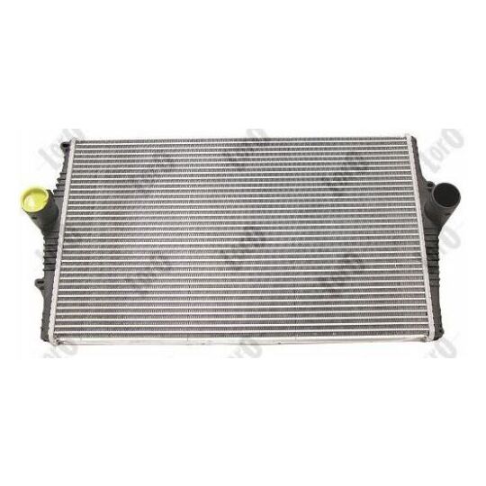 052-018-0001 - Intercooler, charger 