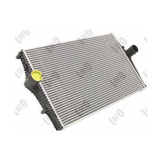 052-018-0001 - Intercooler, charger 