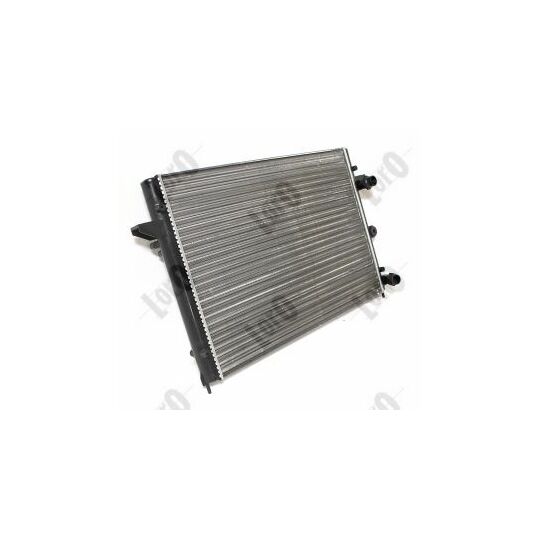 053-017-0047 - Radiator, engine cooling 