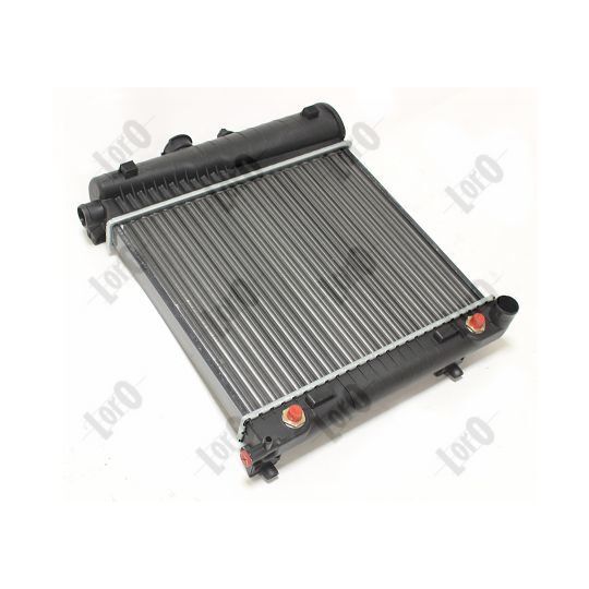 054-017-0021 - Radiator, engine cooling 