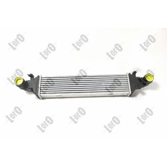 054-018-0005 - Intercooler, charger 