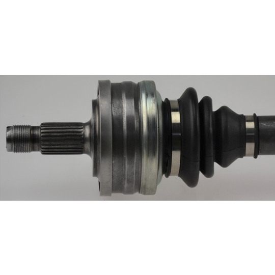 GKND11733 - Drive Shaft 