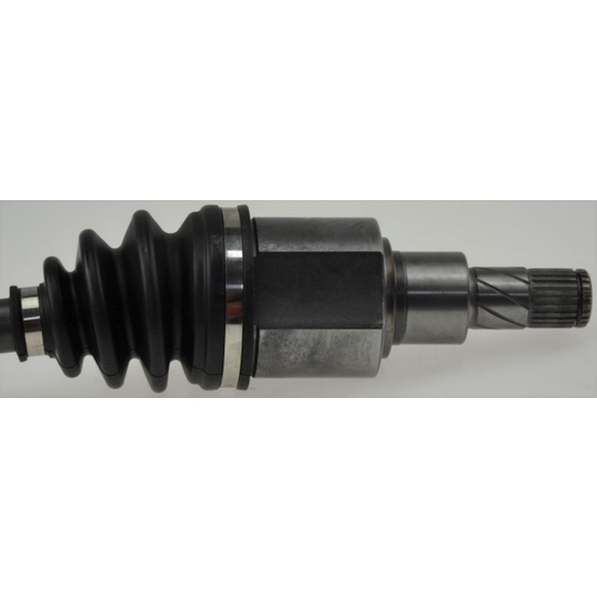 GKND12233 - Drive Shaft 