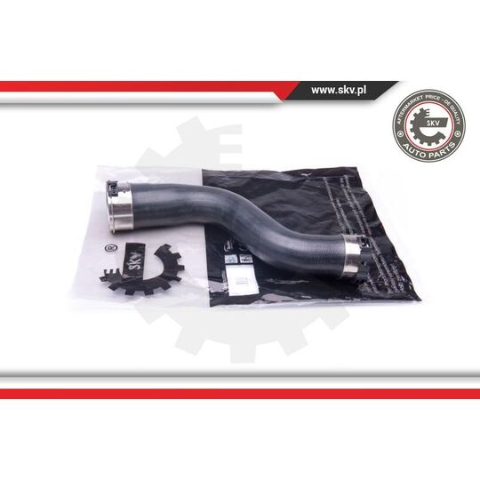 24SKV886 - Charger Air Hose 