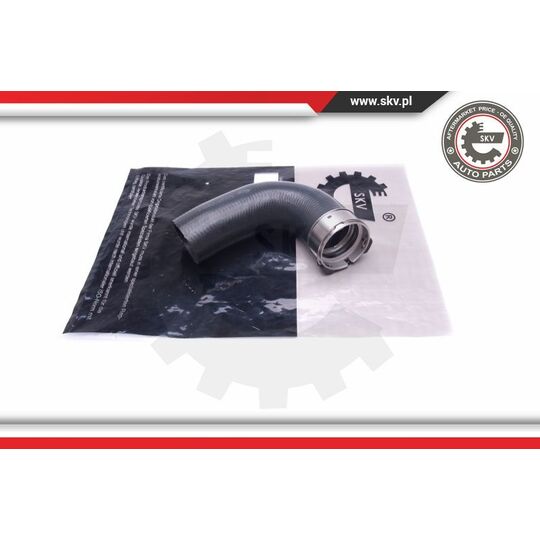 43SKV882 - Radiator Hose 