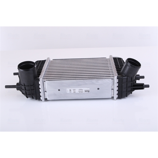 961116 - Intercooler, charger 