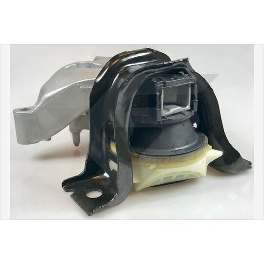 586869 - Engine Mounting 