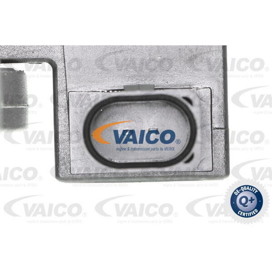V10-50065 - Water pump 