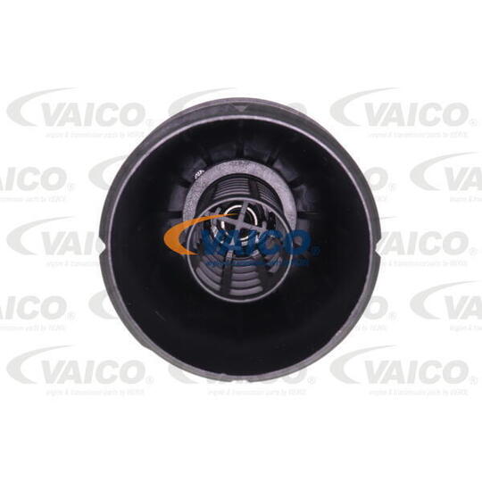 V10-6584 - Cap, oil filter housing 