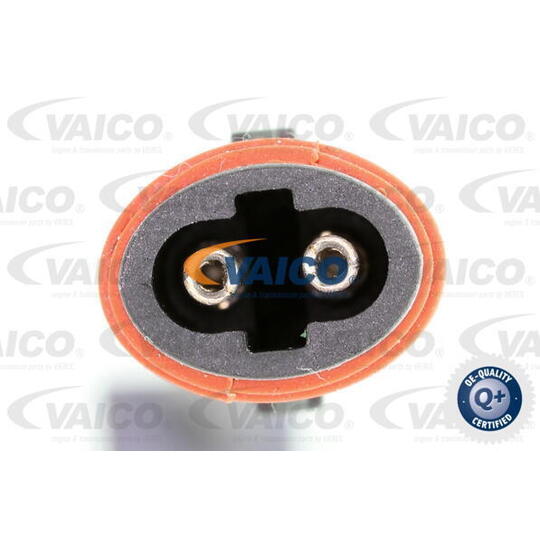 V30-8205 - Brake Pad Set, disc brake 