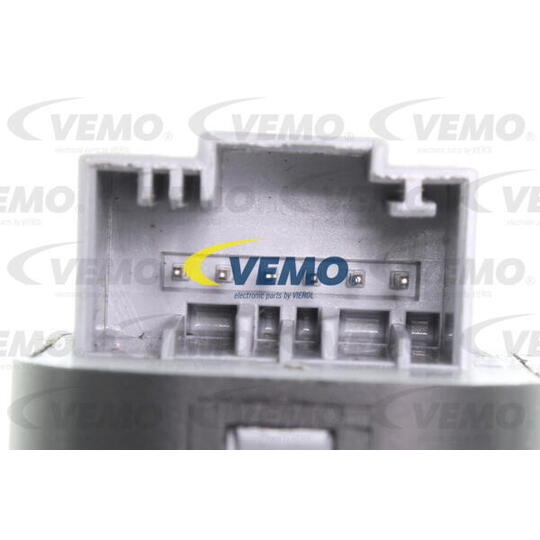 V10-73-0368 - Switch, mirror adjustment 