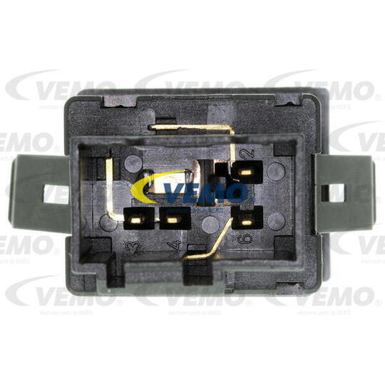 V10-73-0470 - Hazard Light Switch 