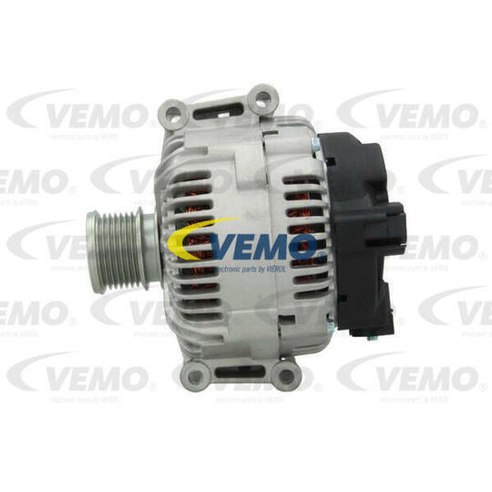 V30-13-47697 - Alternator 