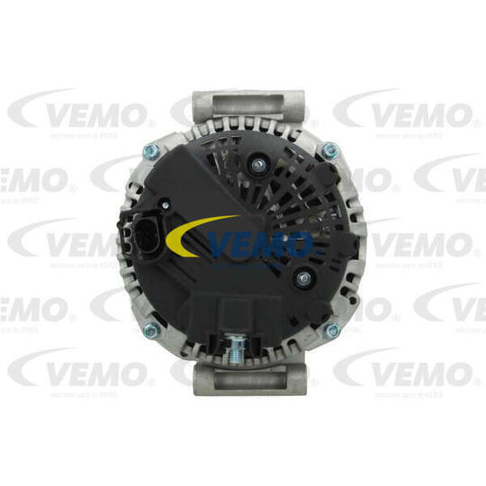 V30-13-47697 - Alternator 