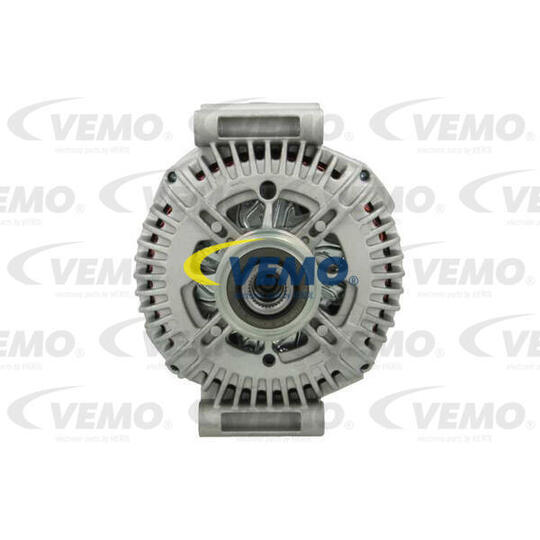 V30-13-47697 - Alternator 