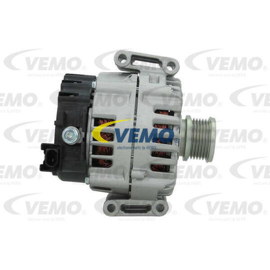 V30-13-50048 - Alternator 