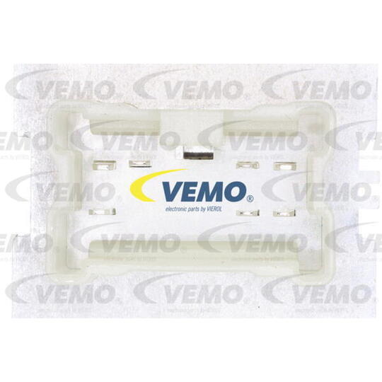 V30-73-0038 - Switch, window regulator 