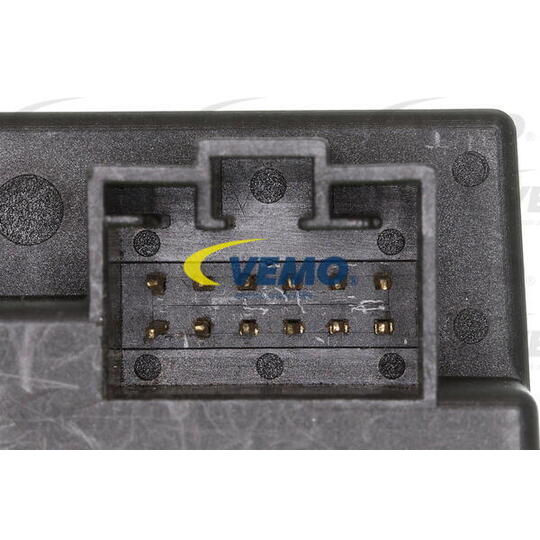 V30-71-0068 - Control Unit, fuel pump 