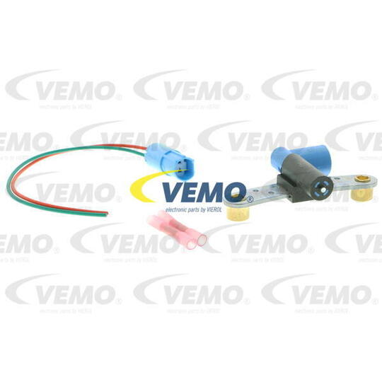 V46-72-0215 - Sensor, crankshaft pulse 