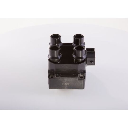 F 000 ZS0 212 - Ignition coil 