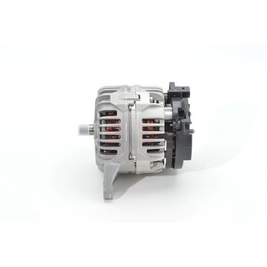 1 986 A00 526 - Generator 