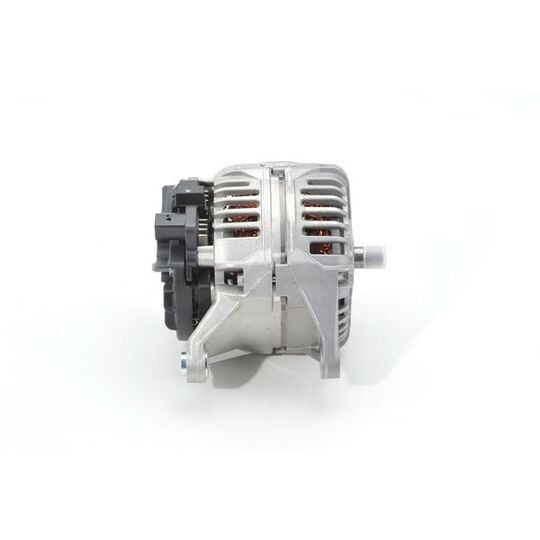 1 986 A00 526 - Generaator 