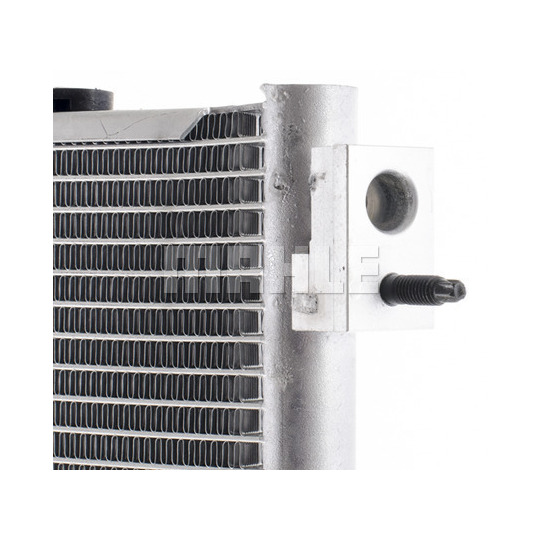AC 735 000P - Condenser, air conditioning 