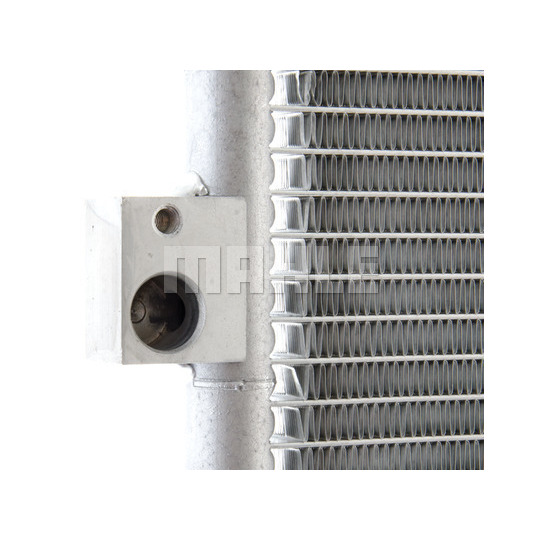AC 835 000P - Condenser, air conditioning 