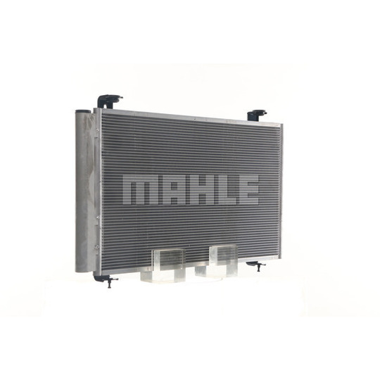 AC 711 000S - Condenser, air conditioning 
