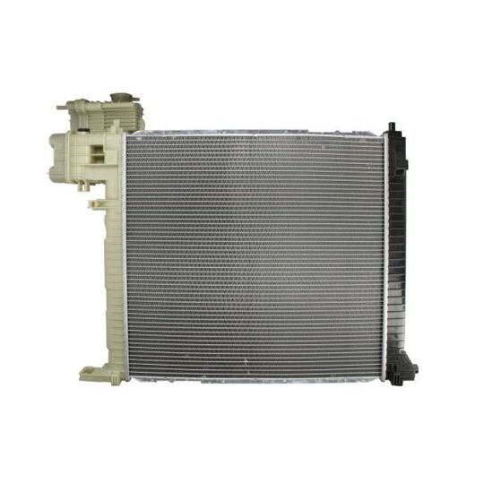 D7M015TT - Radiator, engine cooling 