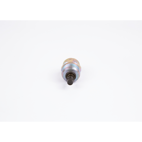 F 002 D13 642 - Solenoid 