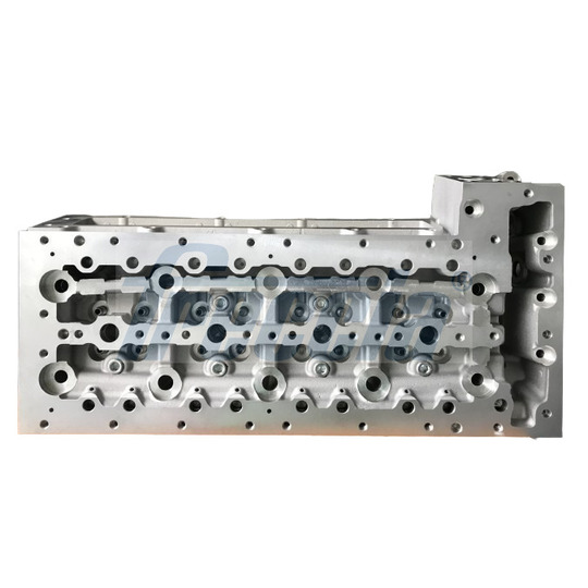 CH17-1034 - Cylinder Head 