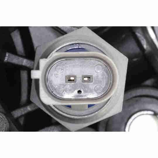 V15-60-6102 - Oil Cooler, automatic transmission 