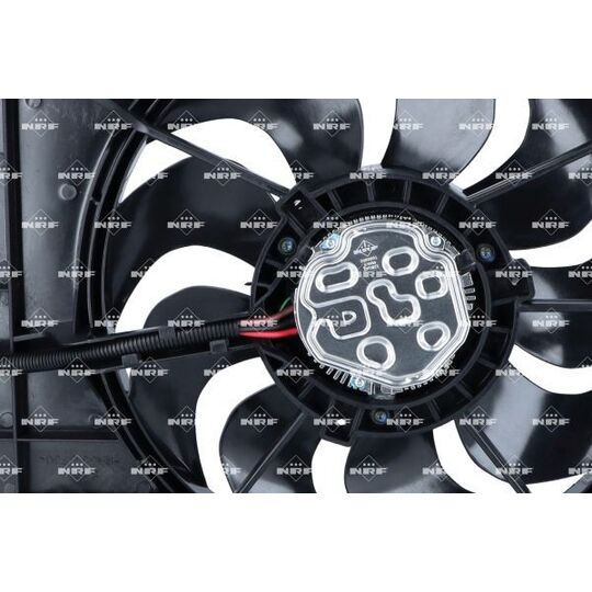 470068 - Fan, radiator 