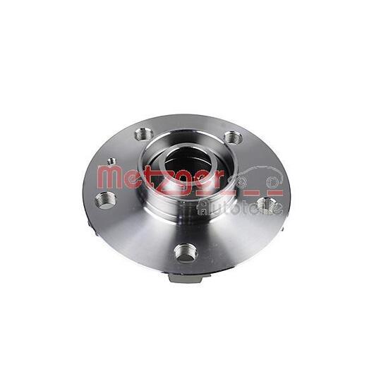 N 1038 - Wheel hub 