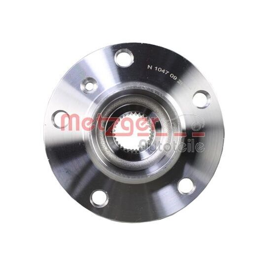 N 1047 - Wheel hub 