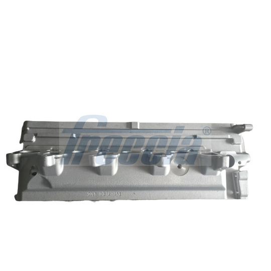 CH17-1038 - Cylinder Head 