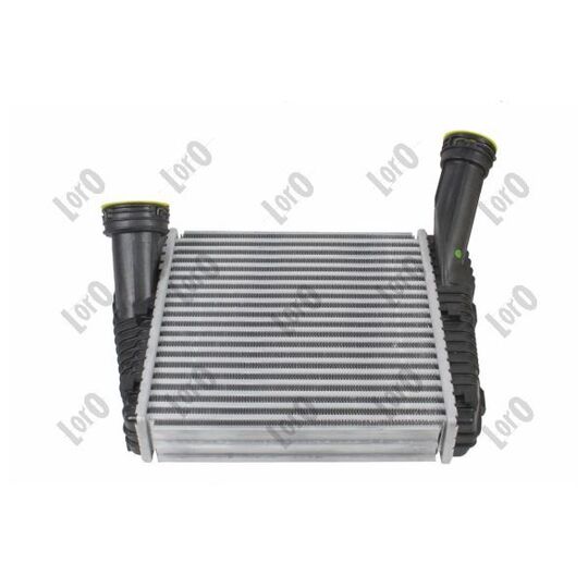 003-018-0015 - Intercooler, charger 