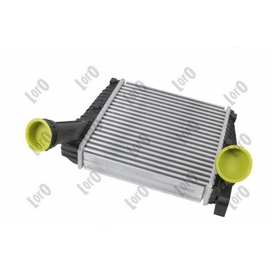 003-018-0015 - Intercooler, charger 