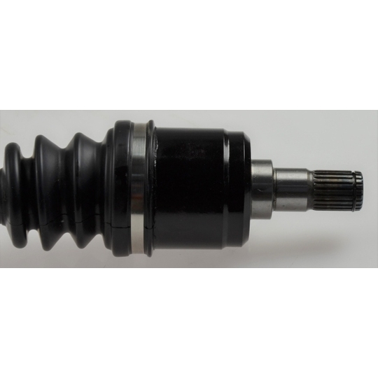 GKND12418 - Drive Shaft 