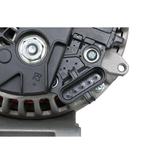 8EL 012 584-901 - Alternator 