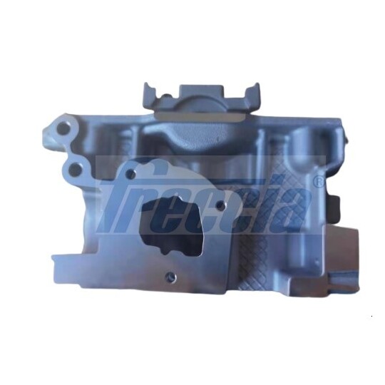 CH17-1058 - Cylinder Head 