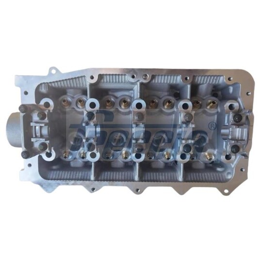 CH17-1058 - Cylinder Head 