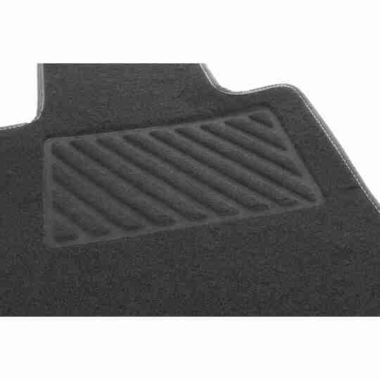 V30-4417 - Floor Mat Set 