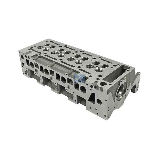 4.66543 - Cylinder Head 