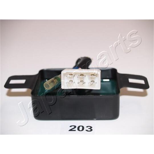 RE-203 - Alternator Regulator 