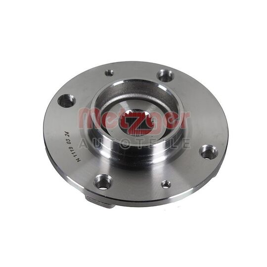 N 1119 - Wheel hub 